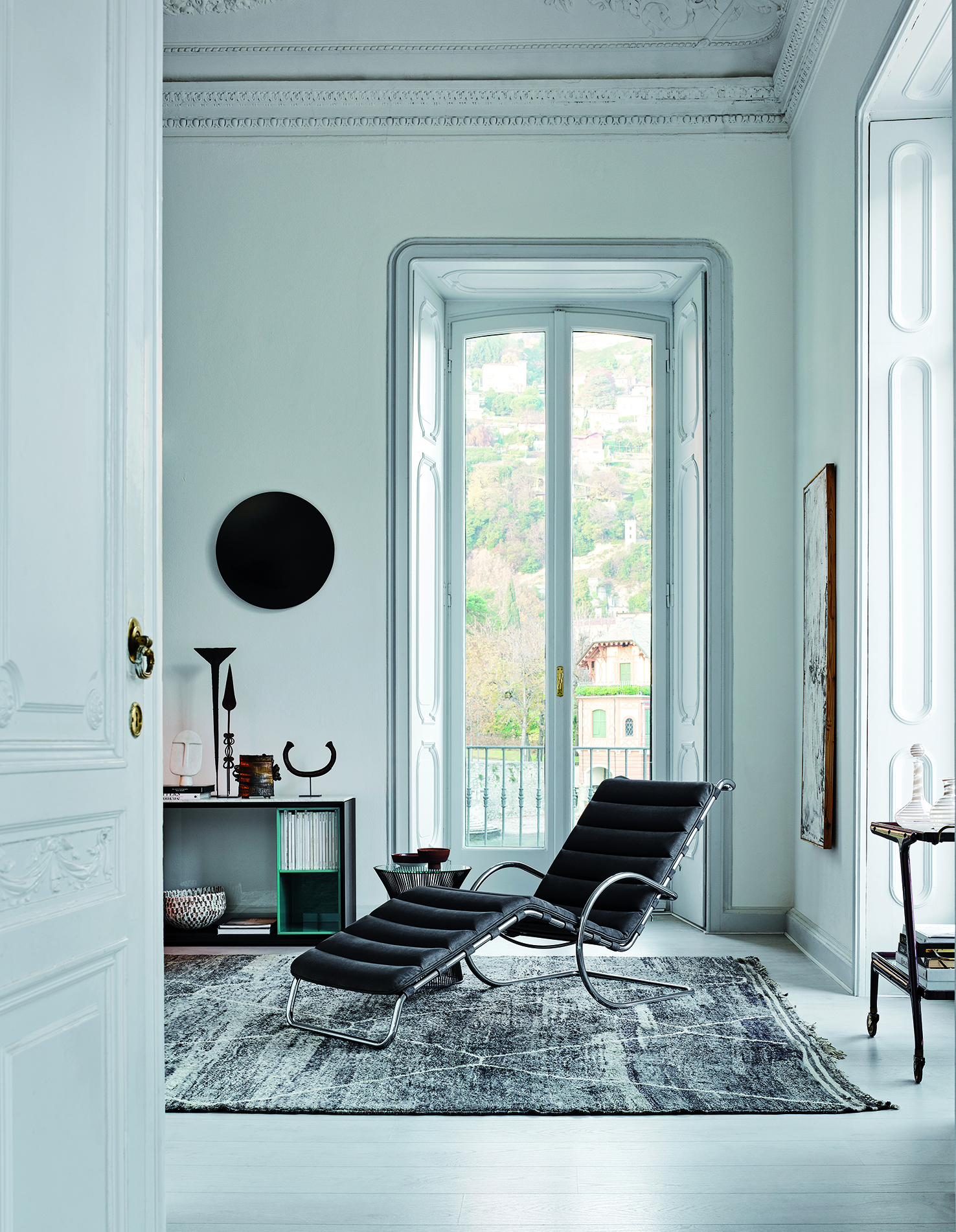Knoll_MR adjustable